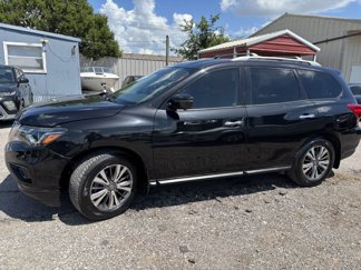 Used 2019 Nissan Pathfinder SL image 1