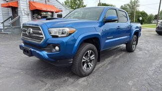 Used 2016 Toyota Tacoma TRD Sport image 1