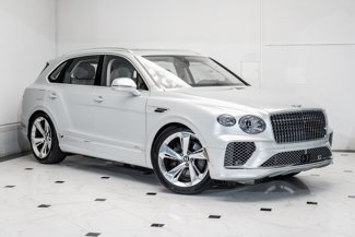 New 2025 Bentley Bentayga image 1