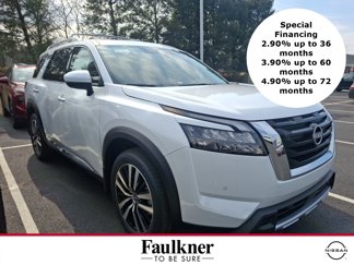 New 2025 Nissan Pathfinder Platinum image 1