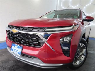 Used 2025 Chevrolet Trax LT image 1