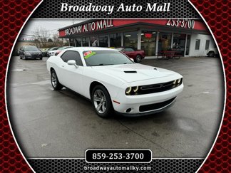 Used 2020 Dodge Challenger SXT image 1
