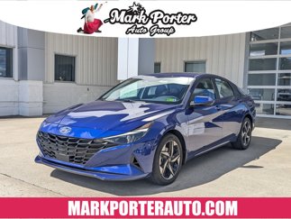 Used 2023 Hyundai Elantra SEL w/ Convenience Package image 1