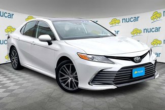 Used 2023 Toyota Camry XLE image 1