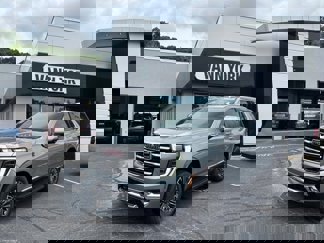 New 2025 GMC Yukon Elevation image 1