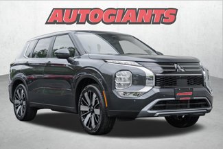 New 2025 Mitsubishi Outlander SE image 1