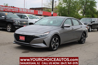 Used 2023 Hyundai Elantra SEL w/ Convenience Package image 1