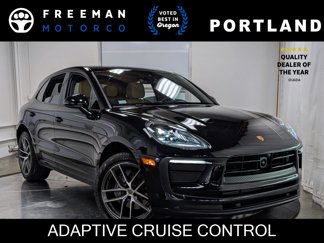 Used 2023 Porsche Macan image 1