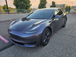 Used 2021 Tesla Model 3 Standard Range Plus image 1