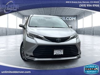 Used 2022 Toyota Sienna XLE image 1