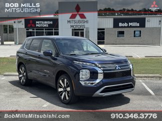 New 2025 Mitsubishi Outlander SE image 1