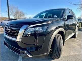 New 2025 Nissan Pathfinder SV image 1
