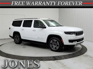 Used 2024 Jeep Wagoneer L Series II w/ Flexible Seating Group image 1