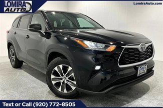 Used 2023 Toyota Highlander XLE image 1