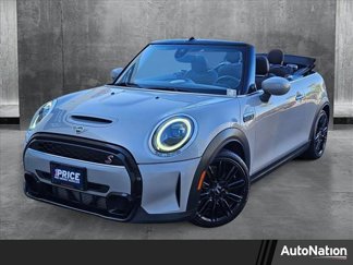 Used 2024 MINI Cooper S image 1