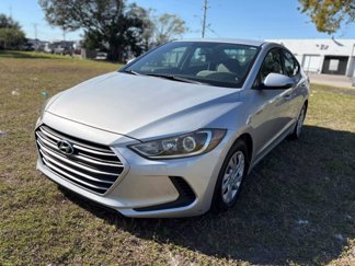 Used 2018 Hyundai Elantra SE w/ Cargo Package image 1