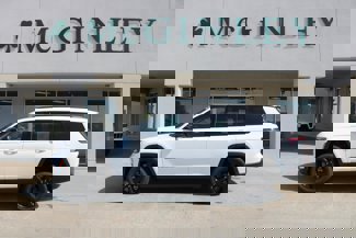 Used 2022 Jeep Grand Cherokee L Limited w/ Black Appearance Package image 1
