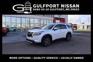 New 2025 Nissan Pathfinder SL w/ SL Premium Package image 1