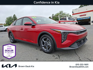 Certified 2025 Kia K4 LXS image 1