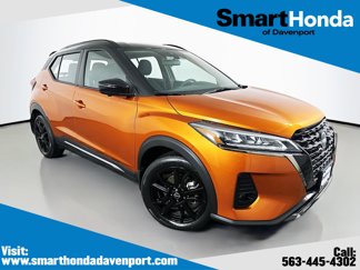 Used 2023 Nissan Kicks SR image 1