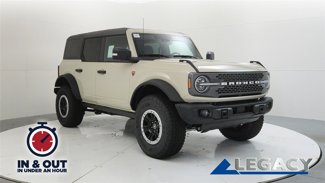 New 2025 Ford Bronco Badlands image 1