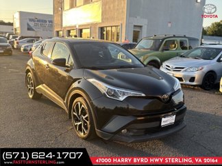 Used 2018 Toyota C-HR XLE image 1
