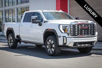 Used 2024 GMC Sierra 3500 Denali w/ Denali Reserve Package image 1