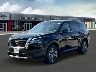 New 2025 Nissan Pathfinder SL w/ SL Premium Package image 1