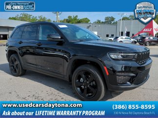 Used 2023 Jeep Grand Cherokee Altitude image 1