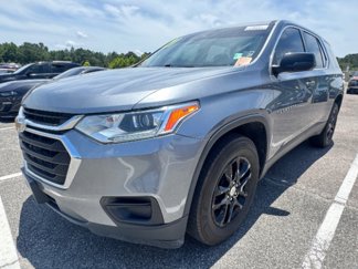 Used 2021 Chevrolet Traverse LS image 1