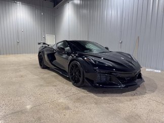 Used 2024 Chevrolet Corvette Z06 w/ Z07 Performance Package image 1