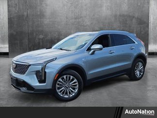 Used 2024 Cadillac XT4 Premium Luxury image 1