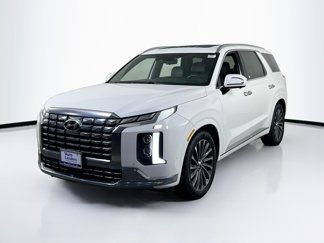 Used 2023 Hyundai Palisade Calligraphy image 1