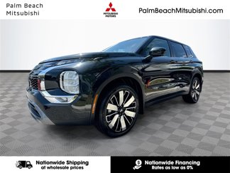 New 2025 Mitsubishi Outlander SE image 1