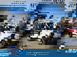 Used 2022 Ford E-450 and Econoline 450 Super Duty image 1