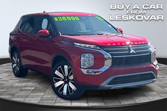 New 2025 Mitsubishi Outlander SE image 1