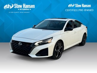 Used 2024 Nissan Altima 2.5 SR w/ SR Premium Package image 1