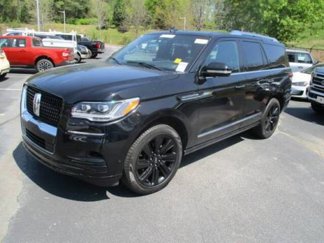Used 2023 Lincoln Navigator Reserve image 1