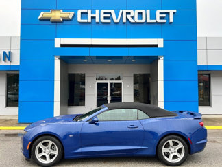 Used 2023 Chevrolet Camaro LT image 1