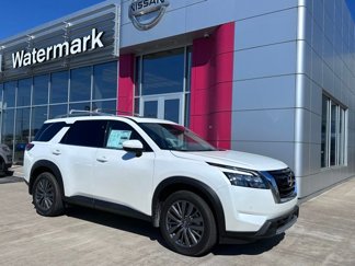 New 2025 Nissan Pathfinder SL w/ SL Premium Package image 1