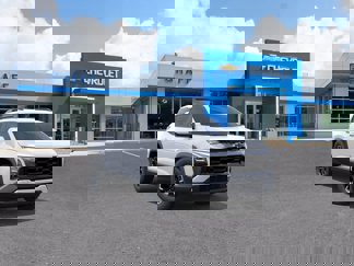 New 2026 Chevrolet Equinox ACTIV w/ Convenience Package III image 1
