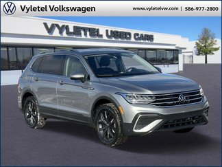 Used 2024 Volkswagen Tiguan SE image 1