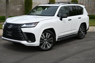 New 2025 Lexus LX 700h Luxury image 1