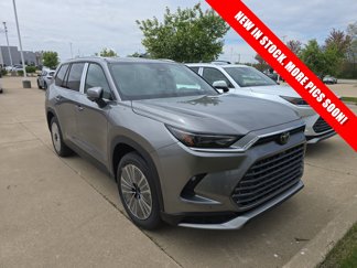 New 2025 Toyota Grand Highlander AWD Hybrid image 1