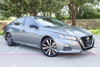 Used 2021 Nissan Altima 2.5 SR w/ SR Premium Package image 1