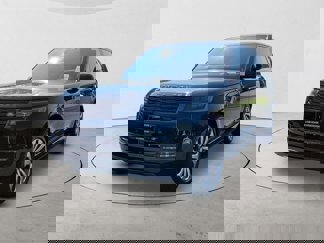 New 2025 Land Rover Range Rover SE image 1