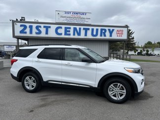 Used 2024 Ford Explorer XLT w/ Equipment Group 202A image 1