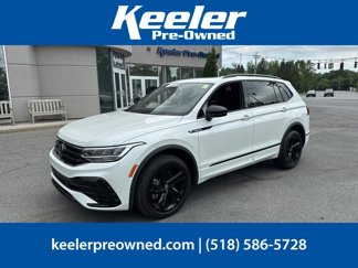 Used 2024 Volkswagen Tiguan SE R-Line image 1