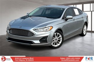 Used 2020 Ford Fusion SE image 1