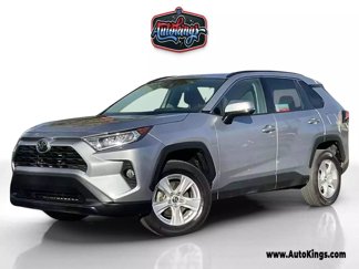 Used 2021 Toyota RAV4 XLE w/ Convenience Package image 1